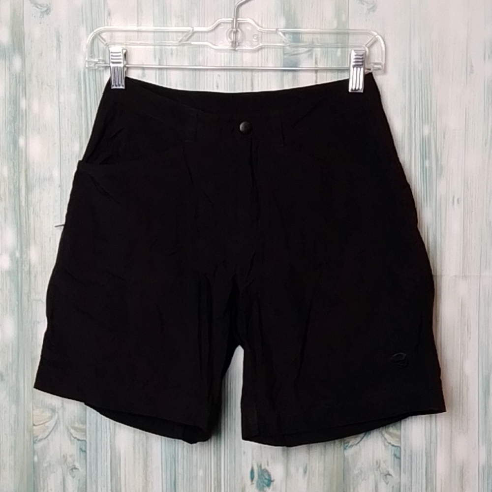 Mountain Hardwear shorts black size 2